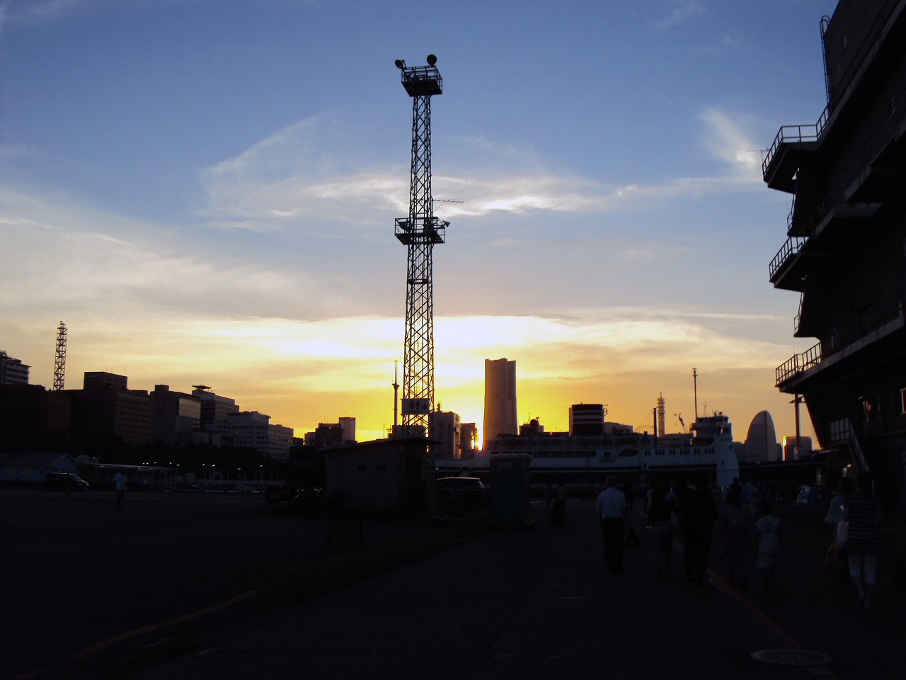 Landmark tower viewed from Yamashita Pier