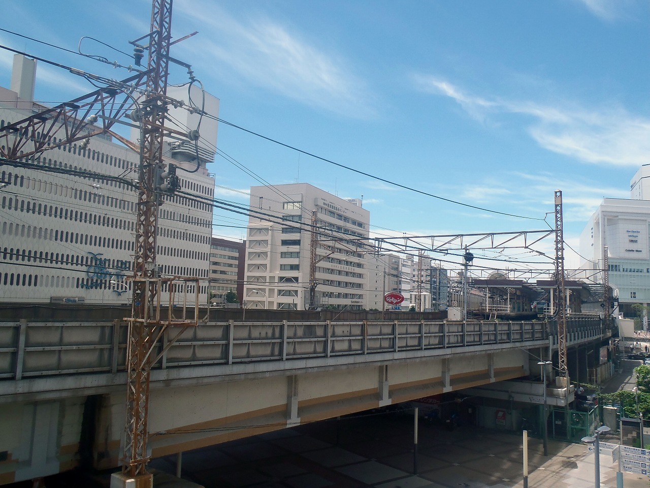 京浜東北線桜木町駅