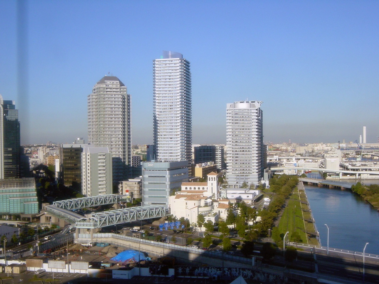 Portside area viewed from the rooftop of Yokohama SOGO
