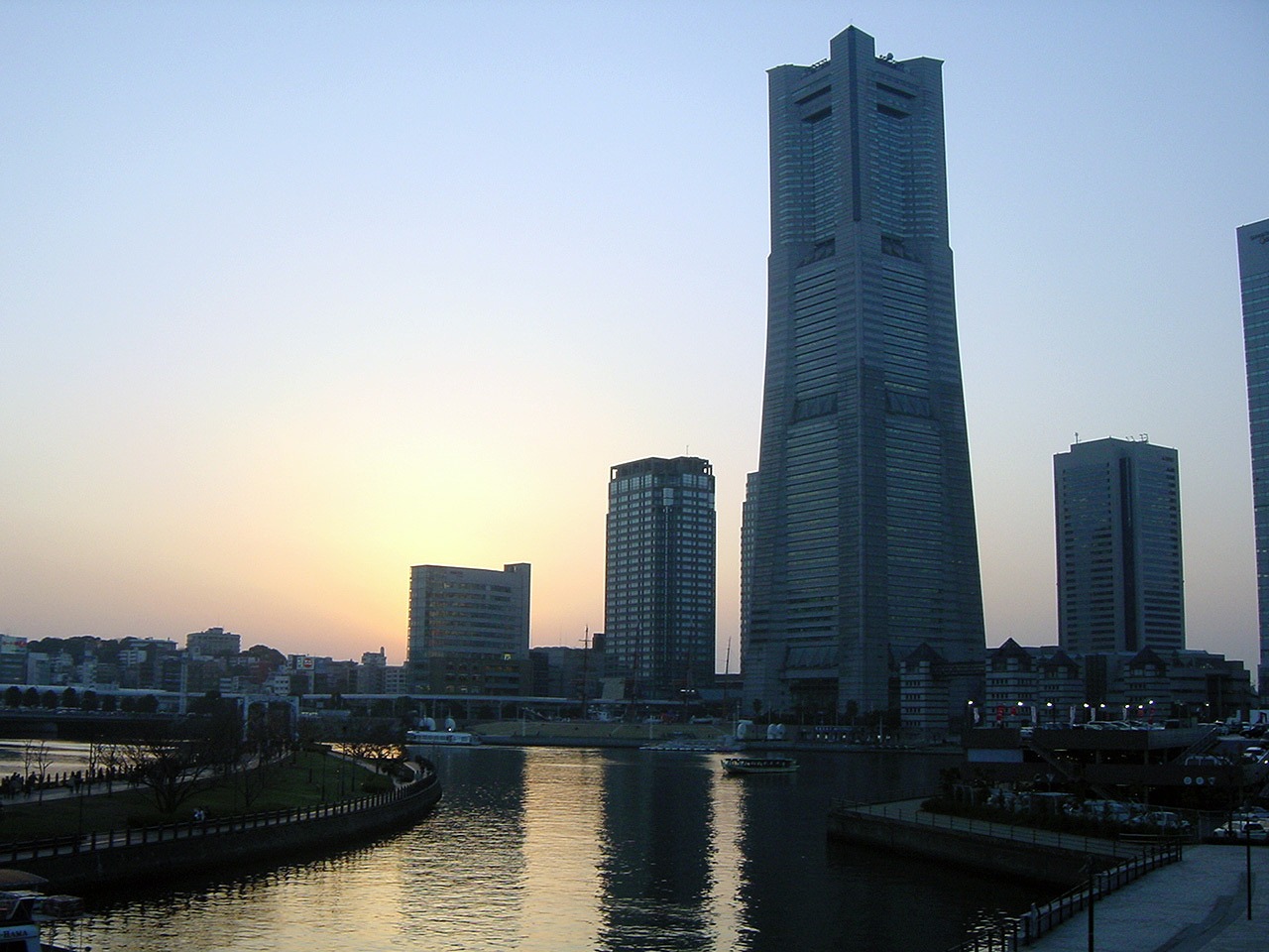 Landmark tower viewed from Yokohama World Porters